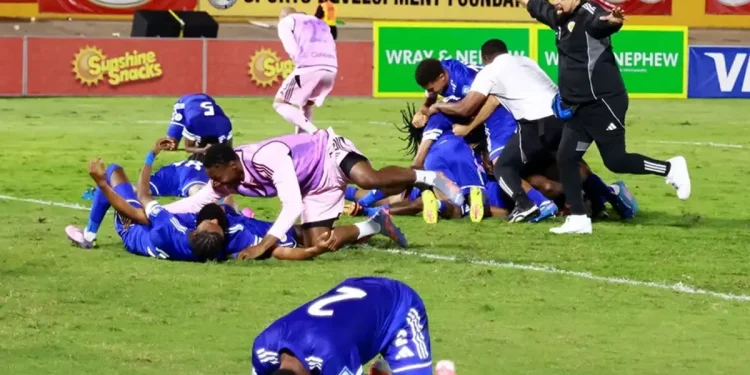 Fener’in Eski Hocası Küçük Ülkeyi Dünya Kupası’na Taşıdı