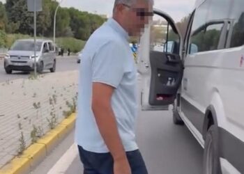 Servis şoföründen sürücüye tehdit: ‘Barındırır mıyım seni bu memlekette?’