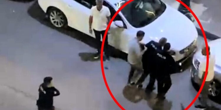 Silahlı ve bıçaklı kavga: 1’i polis, 8 yaralı