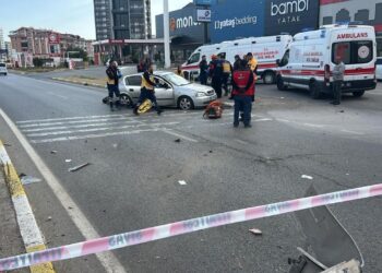 Sivas’ta feci kaza! İki otomobil çarpıştı: 1 ölü, 3 yaralı