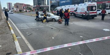 Sivas’ta feci kaza! İki otomobil çarpıştı: 1 ölü, 3 yaralı