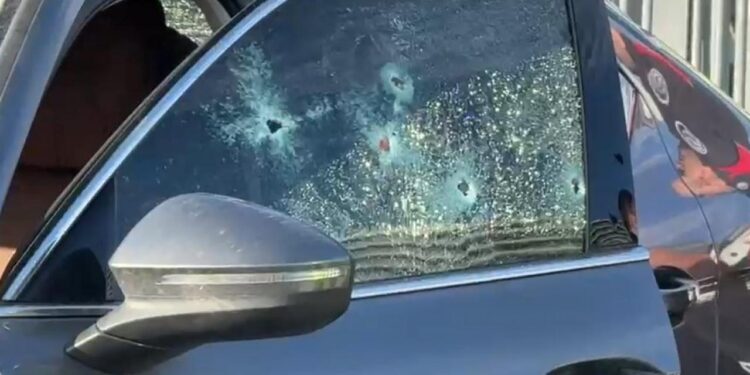 Son Dakika… Avukat Serdar Öktem’e ofisinin önünde silahlı saldırı: Hayatını kaybetti