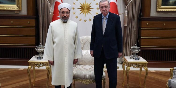 Son dakika: Cumhurbaşkanı Erdoğan, Diyanet İşleri Başkanı Arpaguş’u kabul etti