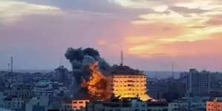 Son dakika… İsrail’de sirenler çalıyor… Yemen’den füzeli saldırı!