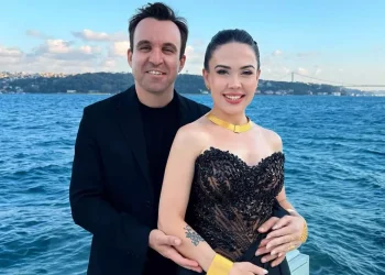 Fenomen Çift Mahkemede: Aylık Gelirleri Açıklandı