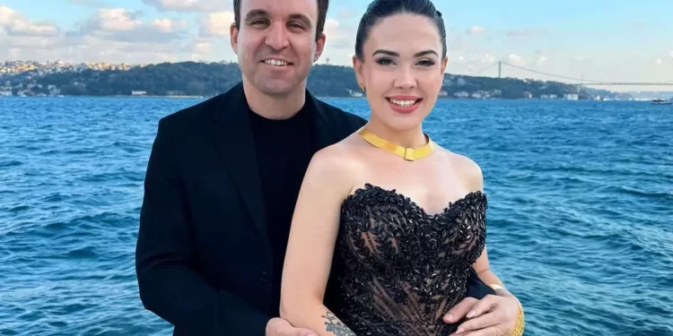 Fenomen Çift Mahkemede: Aylık Gelirleri Açıklandı