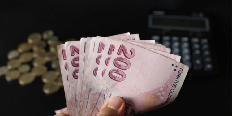 SSK ve Bağkur emeklileri için yüzde 7.5 zam cepte