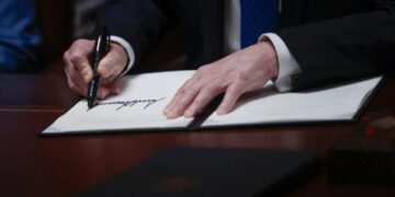 Süper Lig devinde 4 imza birden! Üst üste açıkladılar