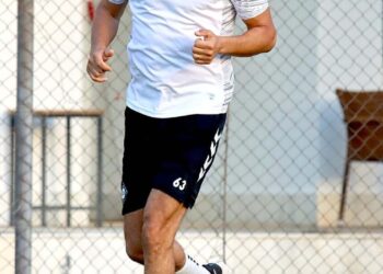 Süper Lig efsanesi zor durumda: Futbolcularına vize çıkaramadılar