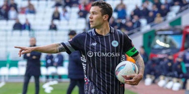 Süper Lig ekibinin başkanı ve 3 oyuncusu vergi rekortmenleri arasına girdi