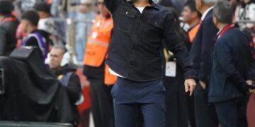 Süper Lig hocasına gazetecilerden ilginç protesto: 25 saniyelik toplantı