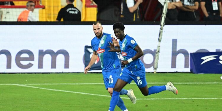 Süper Lig’de çılgın maç! 7 gol atıldı, 1 kırmızı kart çıktı