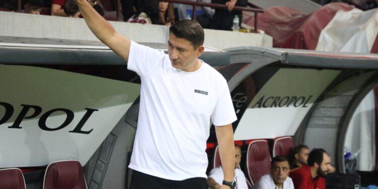 Süper Lig’in eski efsanesi hocasına veda etti: Batman yenilgisi sonu oldu