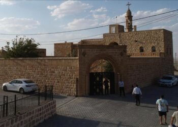 Süryaniler terk etmek zorunda kaldıkları topraklarına dönüyor