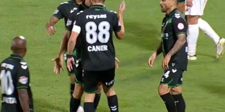 Takım arkadaşına tokat atmıştı: Sakaryaspor’dan ‘Caner Erkin’ kararı