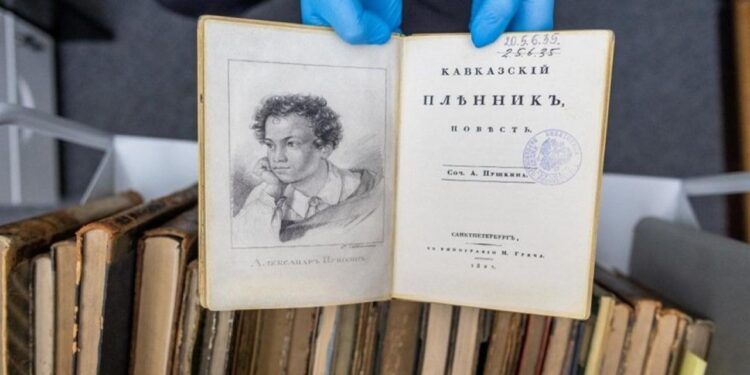 Tarihi soygun! 170 nadir eser çalındı