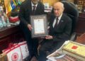 Teşkilat binasının tapusunu Genel Başkan Devlet Bahçeli’ye takdim ettiler
