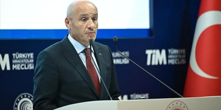 TİM Başkanı ihracattaki olumlu gelişmeyi duyurdu