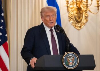 Trump hedef gösterdi: Hapse atılmalı!