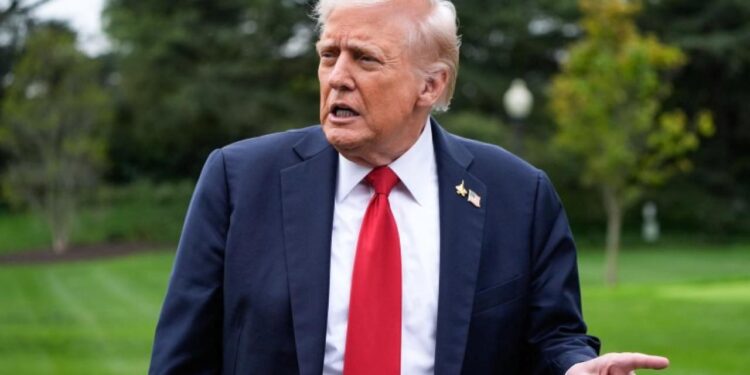 Trump’ın yeni planı! Gönüllü dönüş için 2 bin 500 dolar