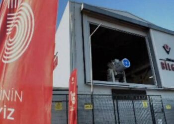 Türkiye, caydırıcı güç olma hedefine yaklaşıyor! Bakan duyurdu: IŞIK, başarıyla tamamladı