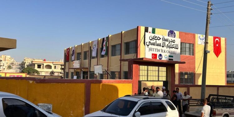 Türkiye, Suriye’de Esed’in hapishaneye çevirdiği binayı yeniden eğitime kazandırdı