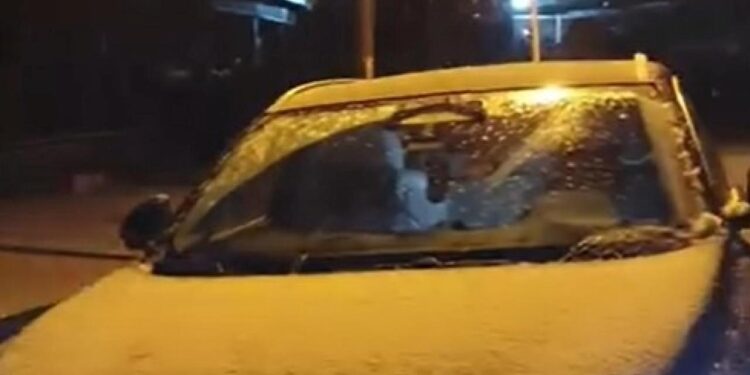 Uludağ’a kar yağdı