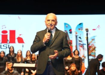 Ümraniye Belediyesi Müzik Akademisi’nden yüzde yüz başarı