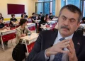 Zorunlu Eğitim Kısalıyor mu? Bakan Tekin Sinyal Verdi