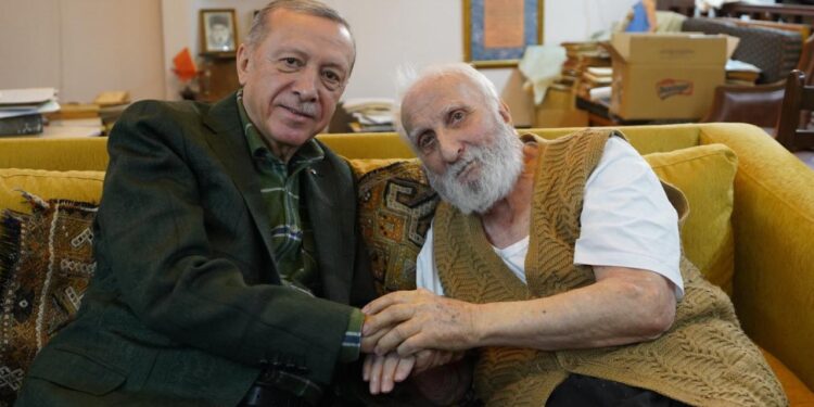 Usta sanatçı Niyazi Sayın hayatını kaybetti