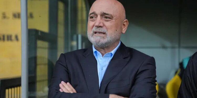 Yok artık Hikmet Karaman! Popüler olan akımda cevabıyla pes dedirtti