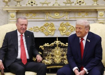 Zirveyi gölgeleme çabaları boşa çıktı! Tom Barrack’tan ‘Meşruiyet’ açıklaması