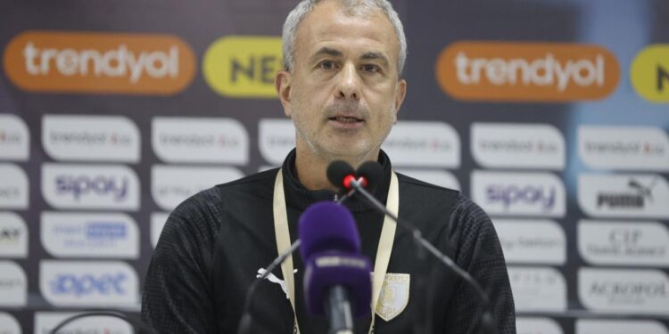 1. Lig ekibinin hocasından 2-0 mağlup ettikleri takıma tebrik