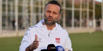 1. Lig ekibinin hocasından istifa açıklaması