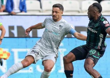 5 gollü enfes maç! Tayfur dümene geçti, Kocaelispor Süper Lig’de gaza bastı