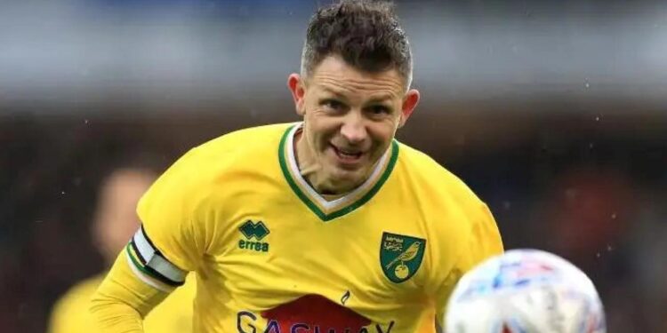 50 yaşındaki unutulmaz forvetin yeni takımı belli oldu! Tarihi rekora bir gol kaldı