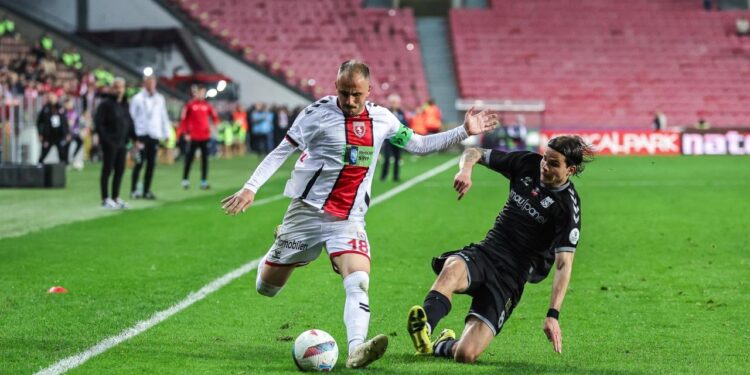 637 bin nüfuslu kentin vergi rekortmeni 1. Lig’den bir Yunan futbolcu