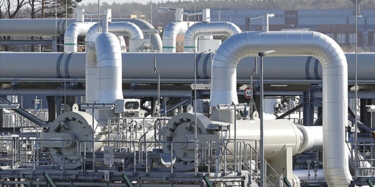 AB çizgiyi çekti: Gaz ithalatı 2028’de son bulacak!