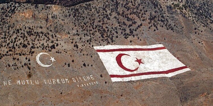 AB’nin KKTC’de pembe hayalleri: Ankara ve Lefkoşa arasında kriz peşindeler