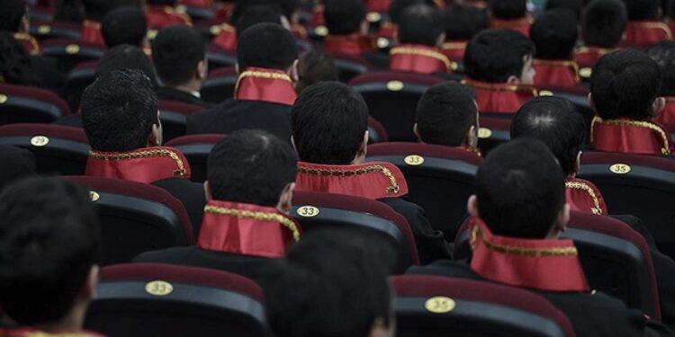 Adalet Bakanlığı’ndan müjde: 1000 hakim ve savcı yardımcısı alınacak!