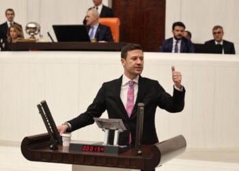 AK Parti ‘lağım çukuru’ diyerek sert çıktı: CHP’li Başarır’dan skandal sözler!