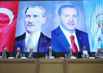 AK Parti MKYK Toplantısı başladı