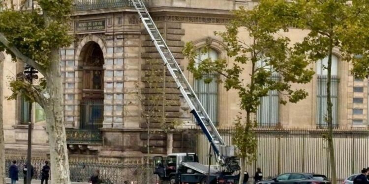 Almanya’da ilginç pazarlama! Soygundan reklam çıkardı! Louvre gündem olmuştu!