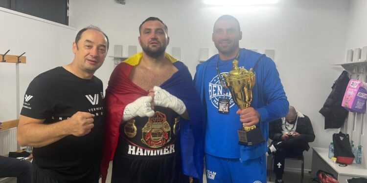 Almanya’daki Türk kulübünün boksörlerinden çifte nakavt