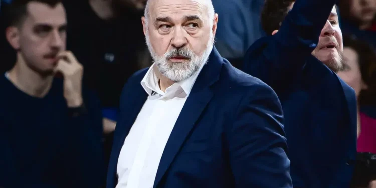 Pablo Laso, Anadolu Efes’in Başantrenörü Oldu