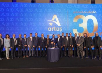 Artaş Holding perakendede 30. yılını görkemli bir etkinlikle kutladı