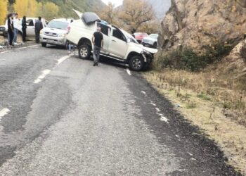 Artvin’de zincirleme trafik kazası: 4 yaralı