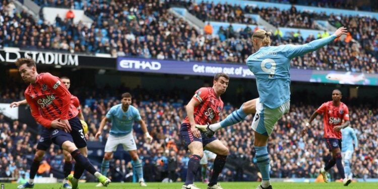 Aslan’ın rakibi eski günlerine döndü! Yine rahat kazandılar