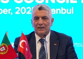 Bakan Bolat: Türkiye’nin önemli firmaları Portekiz’de ticaret yapıyor!