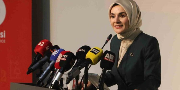 Bakan Göktaş: Hedefimiz aile konusunda farkındalık oluşturmak